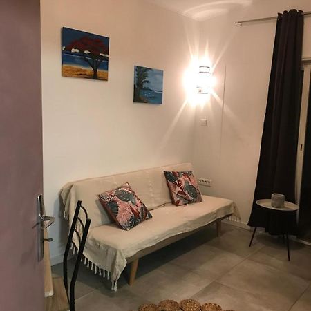 Nout Ti Kaz Le Bains L'Etang-Sale Exterior foto